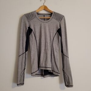 Lululemon Long Sleeve Running Top striped with Zip Pocket Crew Neck